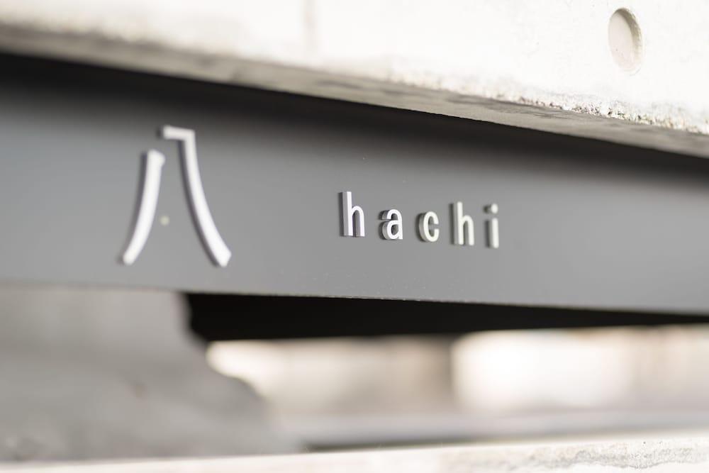 Hachi