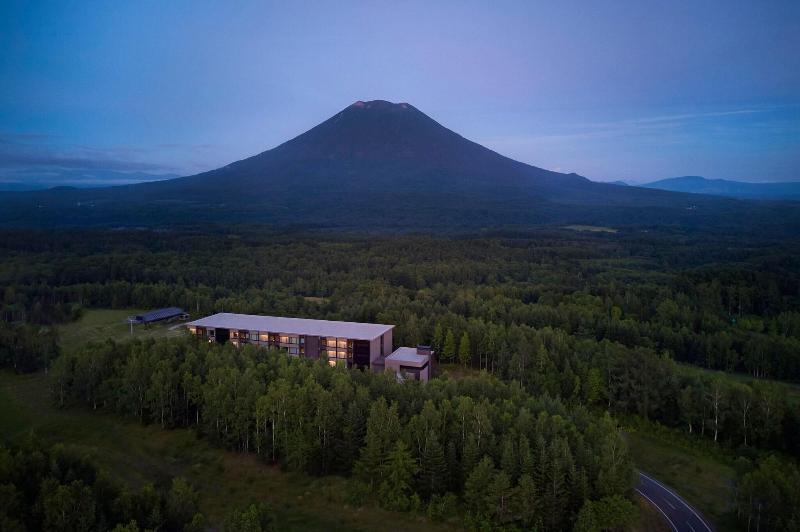 Higashiyama Niseko Village