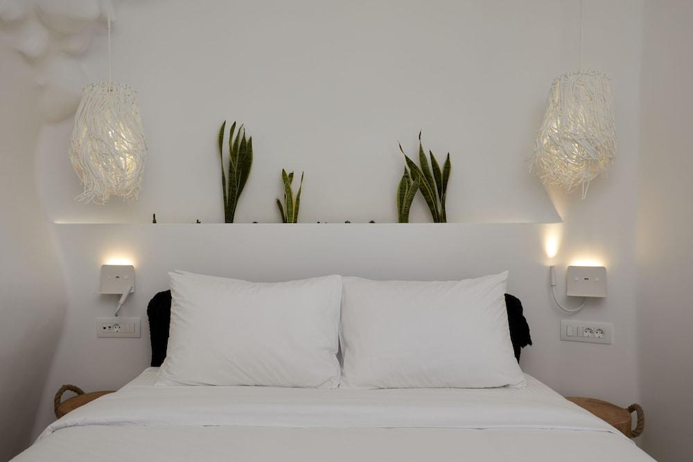 Theano Apartment