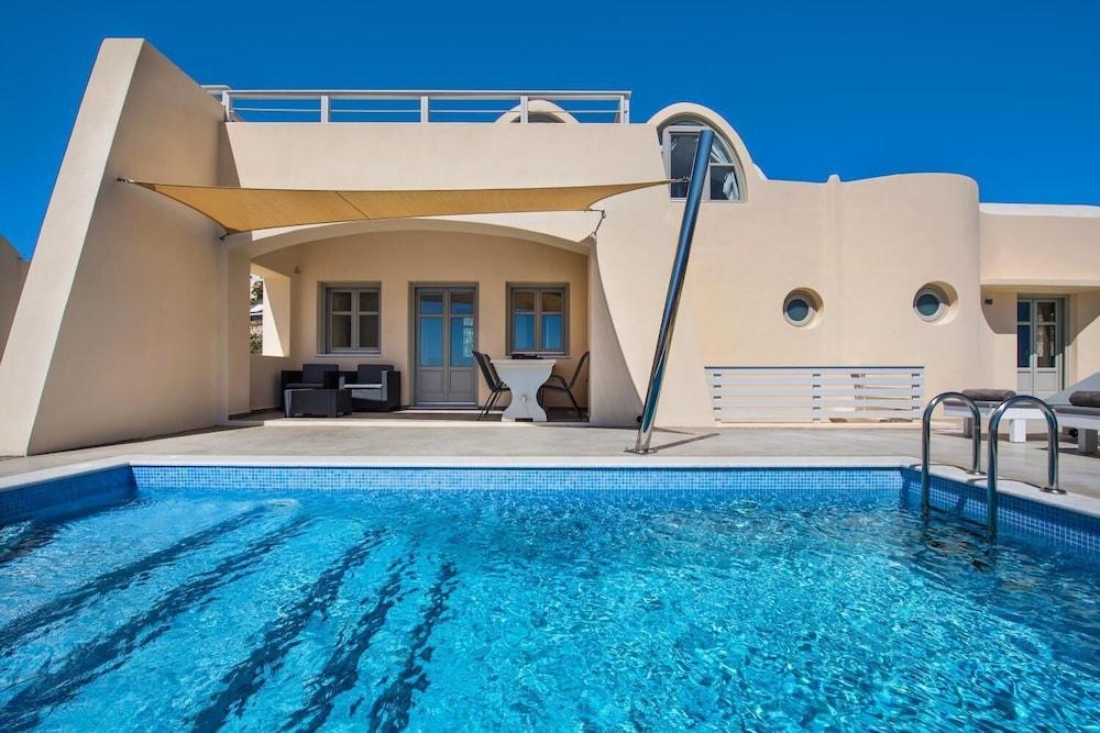 Theano Apartment