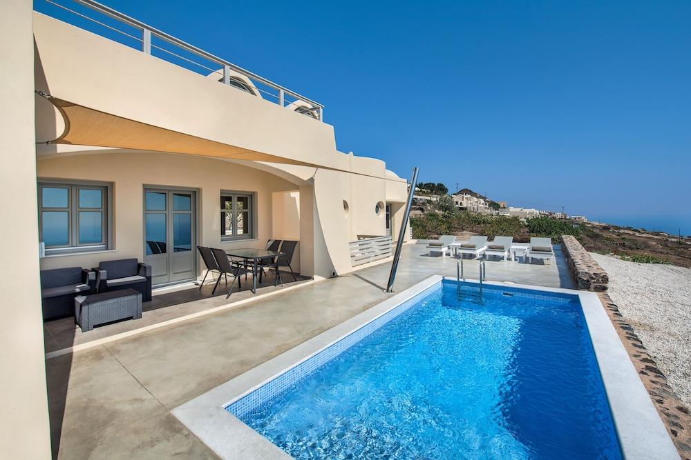 Theano Apartment