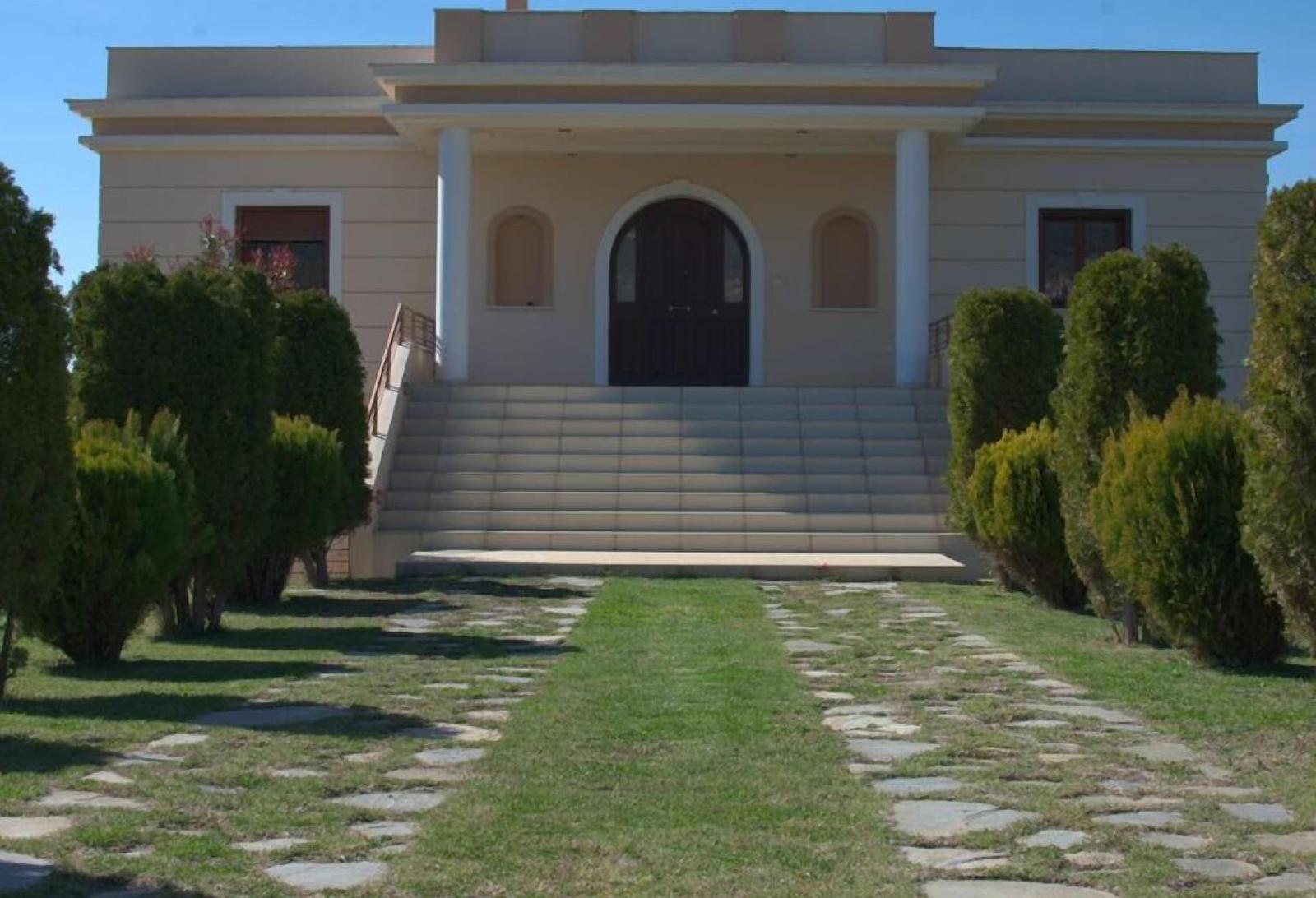 Luxury Villa Thea
