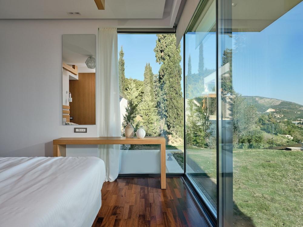 Alkyonides Villas