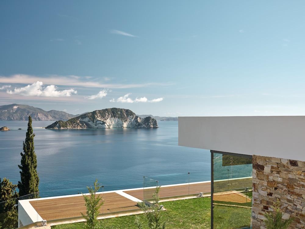 Alkyonides Villas