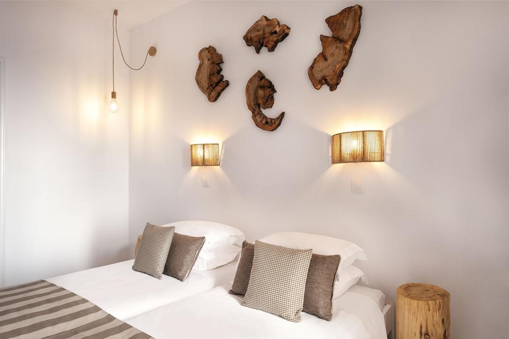 Lithos Hotel