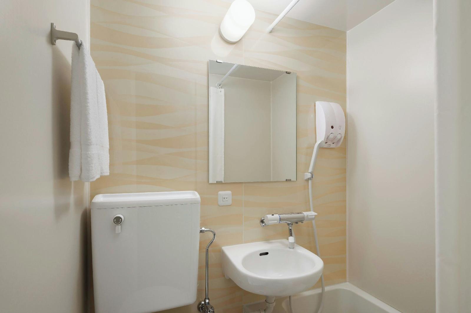 Four Points Flex by Sheraton Osaka Honmachi