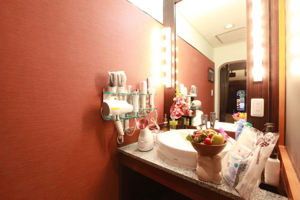 Beauty Hotel Brassino Asian Resort