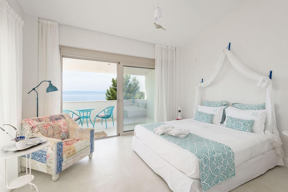 Akti Elia Villas
