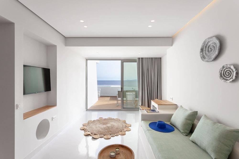 Infinity View Hotel