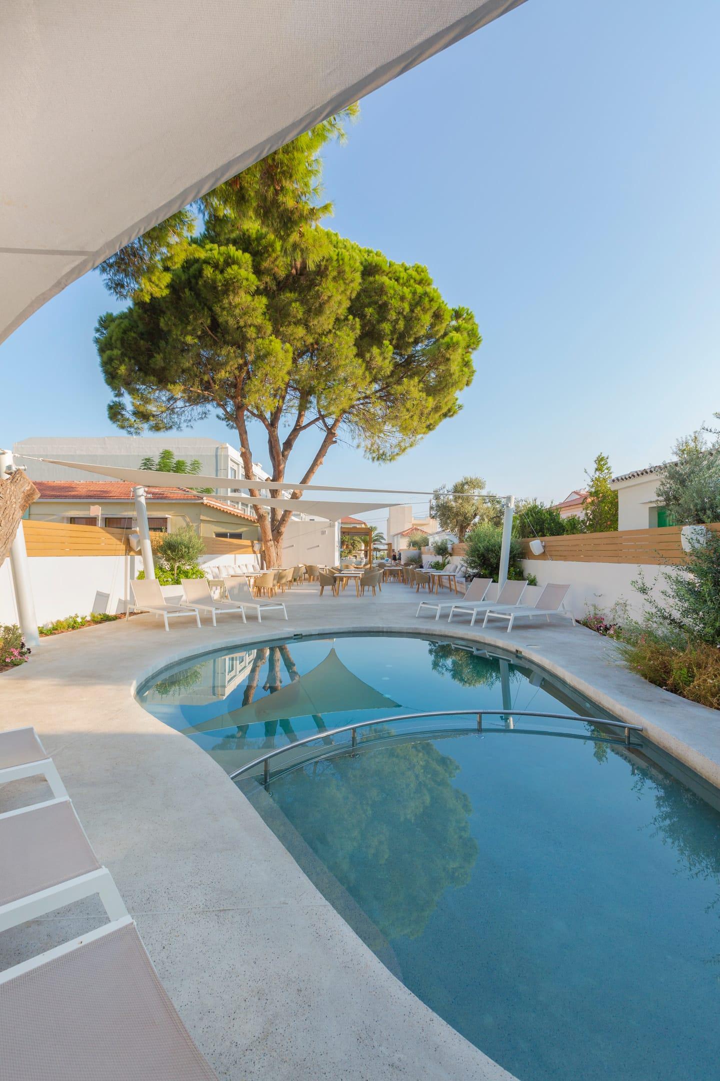 Samian Mare Hotel and Suites
