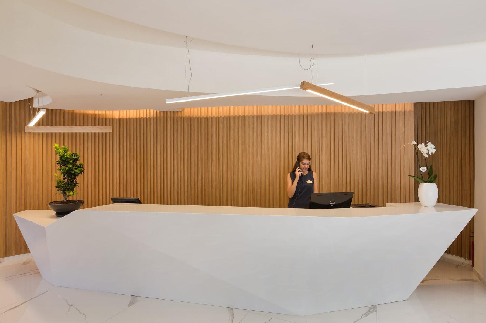Samian Mare Hotel and Suites