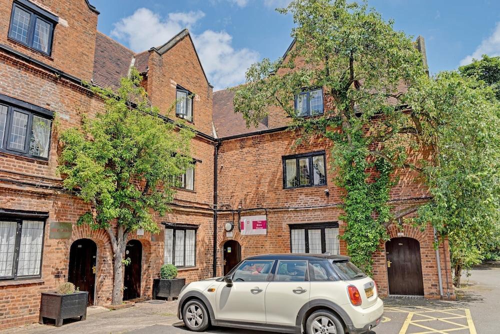 Dovecote Hotel