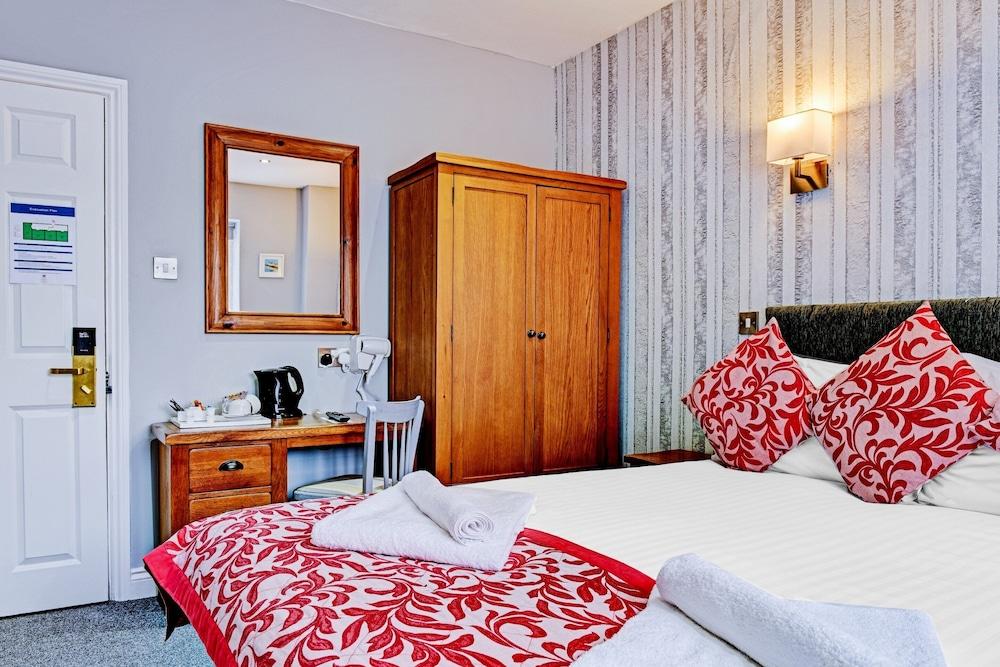 Dovecote Hotel