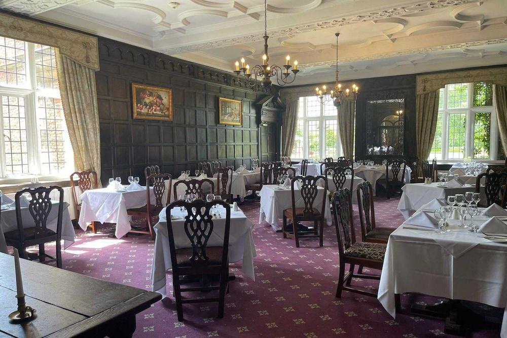 Dovecote Hotel
