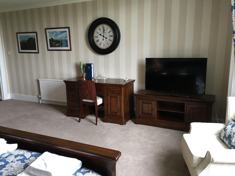 Oswald House Hotel