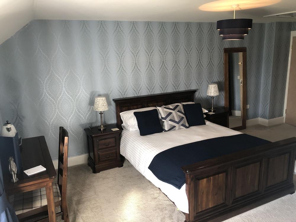 Oswald House Hotel