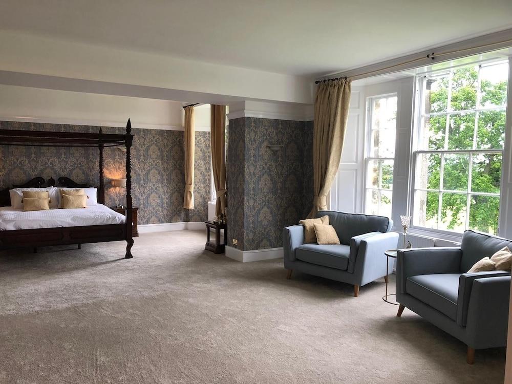 Oswald House Hotel