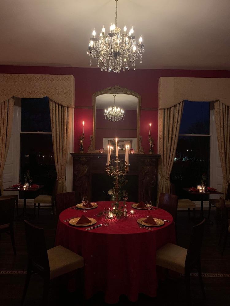 Oswald House Hotel
