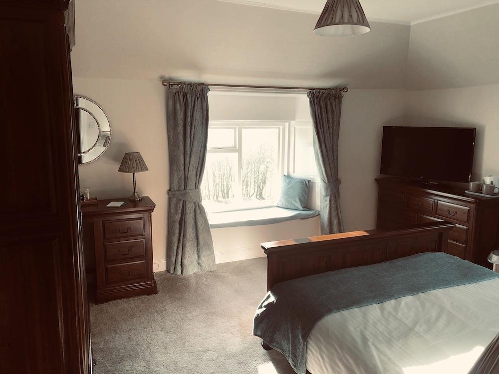 Oswald House Hotel