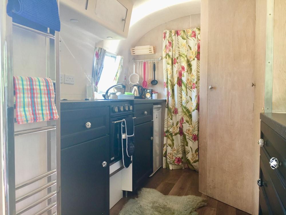 Cotswolds Camping At Holycombe