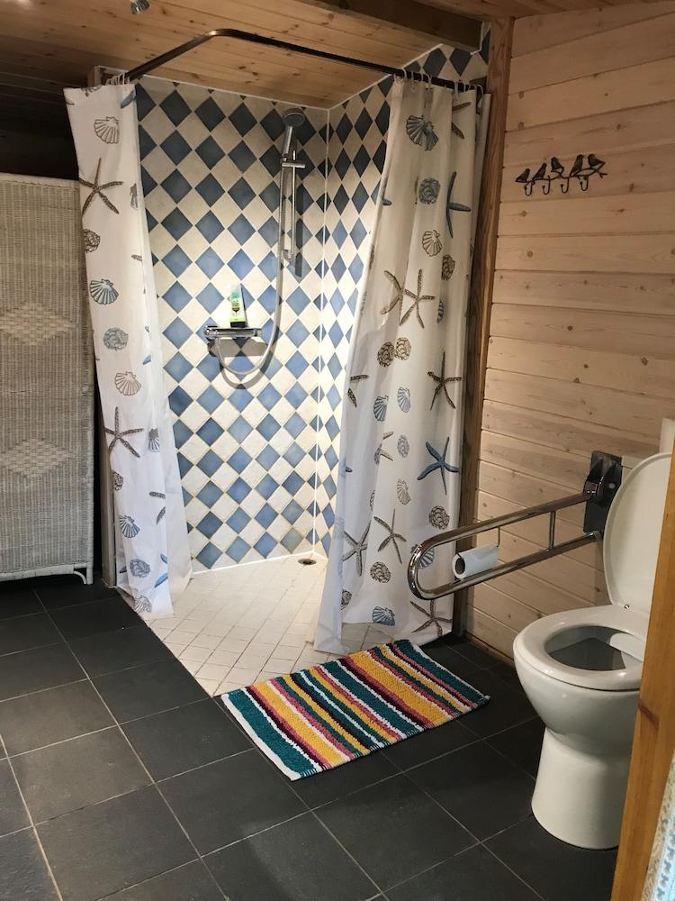 Cotswolds Camping At Holycombe