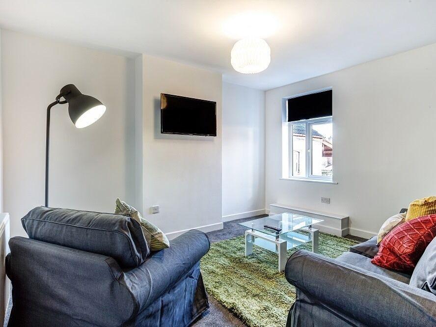 Townhouse PLUS @ 166 Edleston Road Crewe