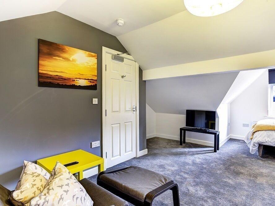 Townhouse PLUS @ 166 Edleston Road Crewe