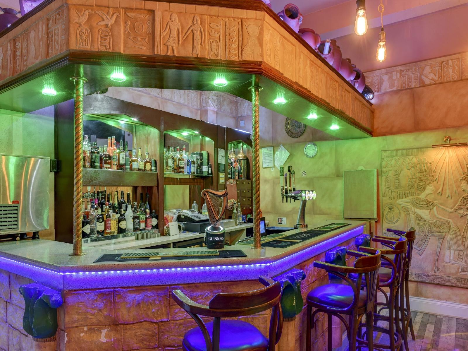 Empire Hotel