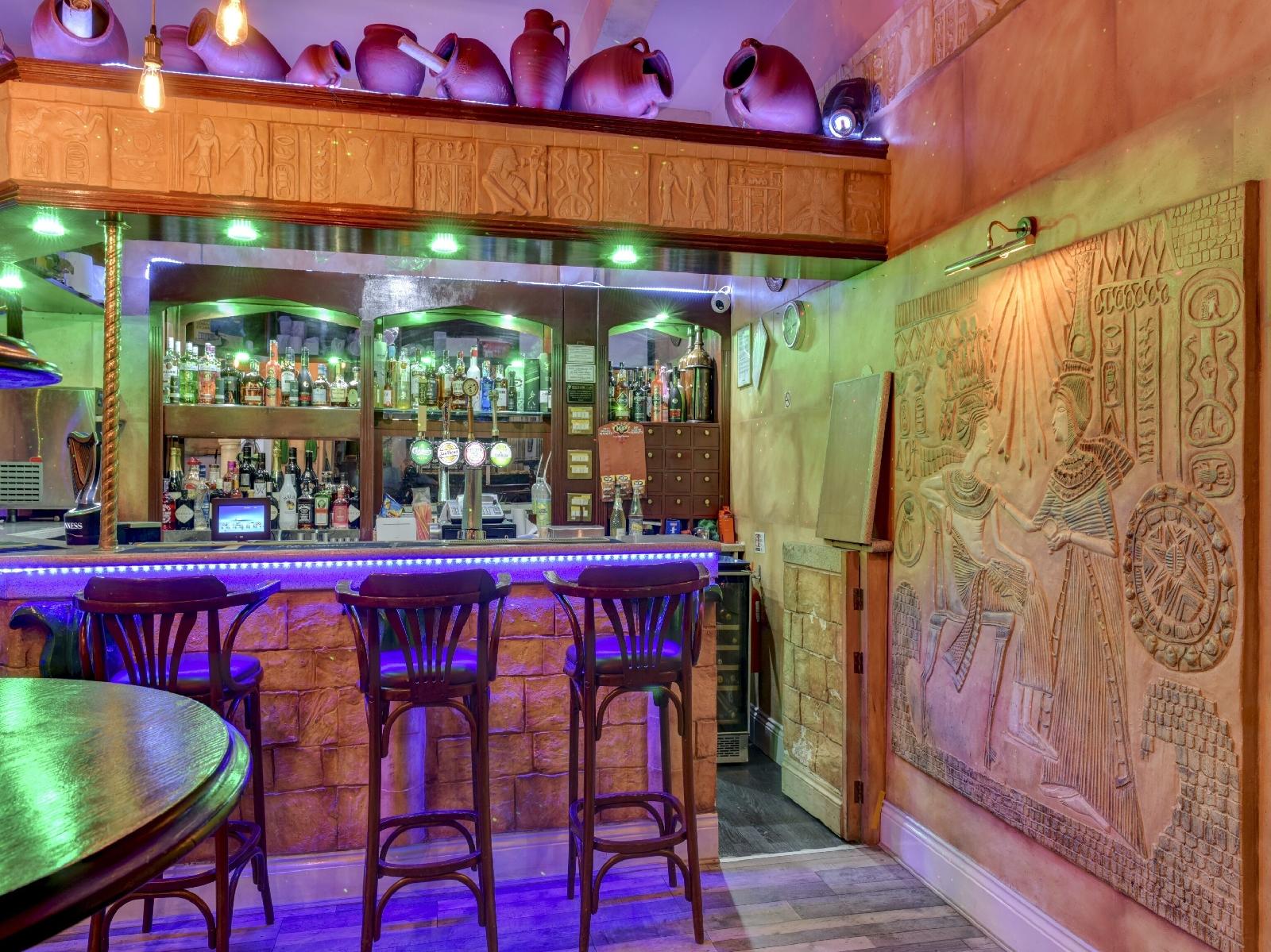 Empire Hotel
