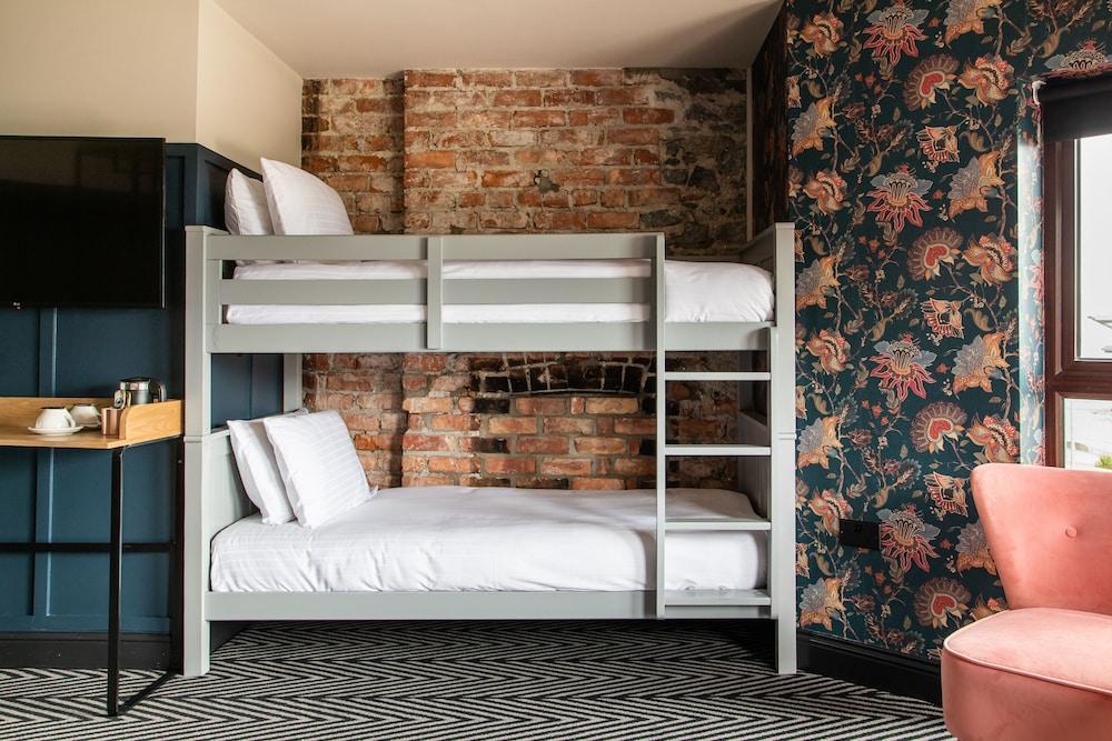 The Avoca Hotel
