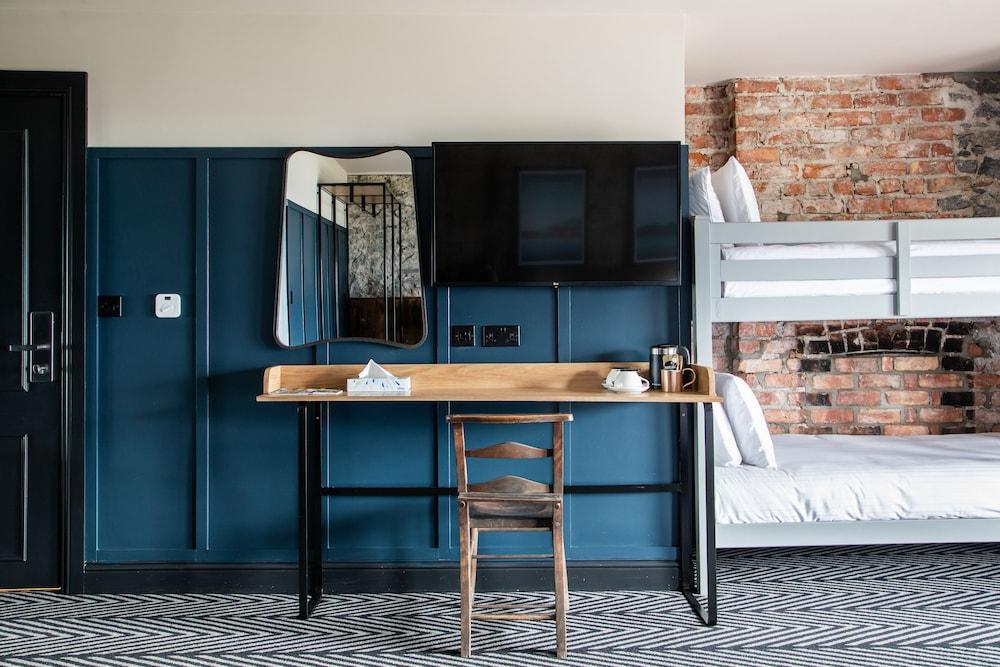 The Avoca Hotel