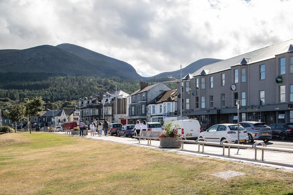 The Avoca Hotel