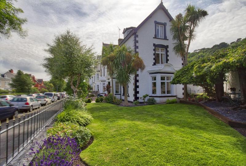 Holcombe House
