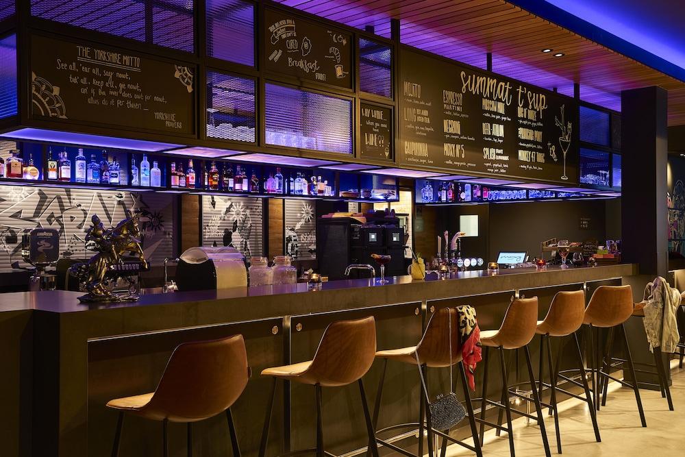 Moxy Birmingham NEC