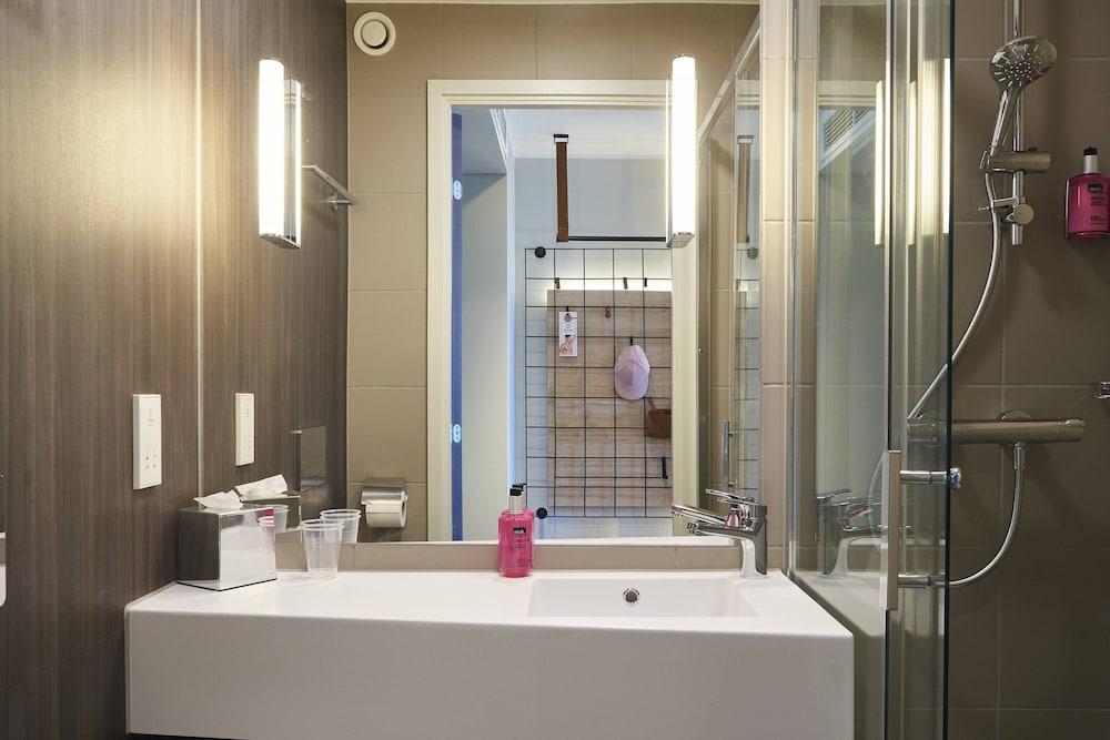 Moxy Birmingham NEC