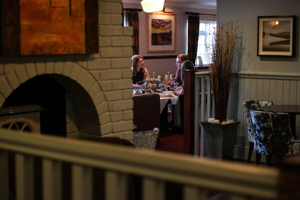 The Crown Lodge Hotel