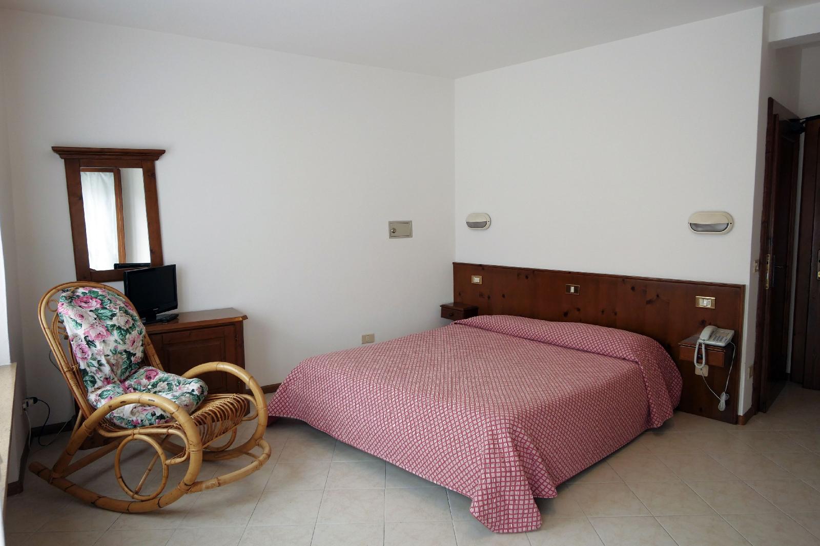 Albergo De March