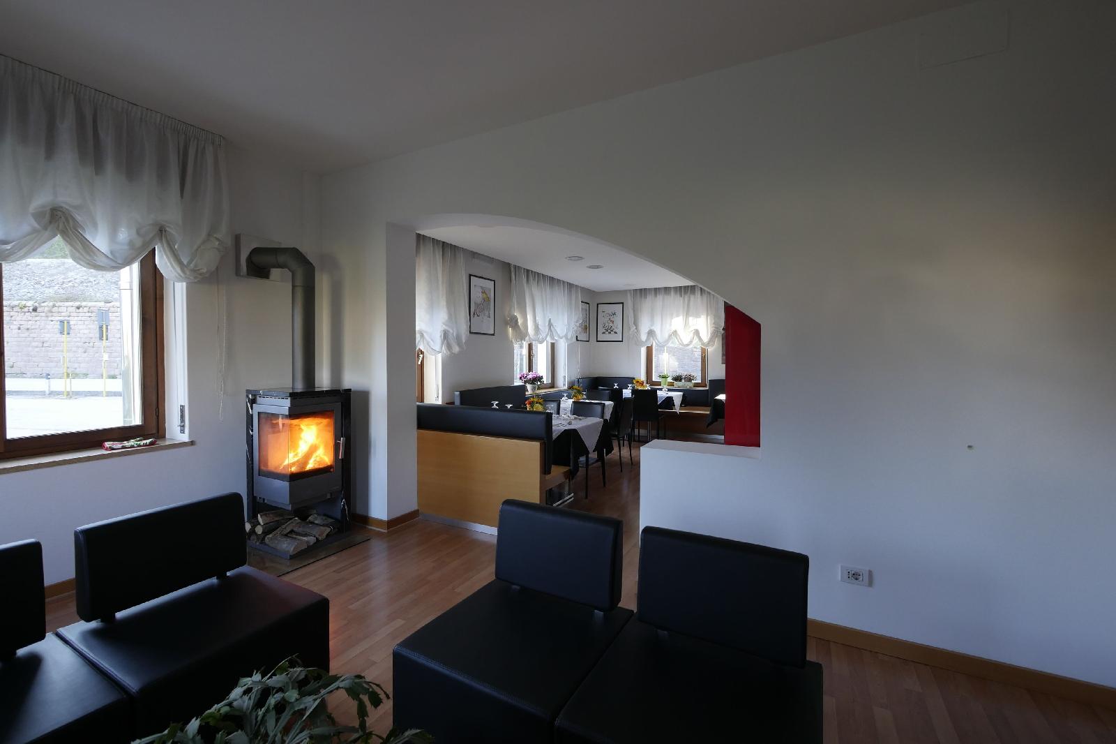 Albergo De March