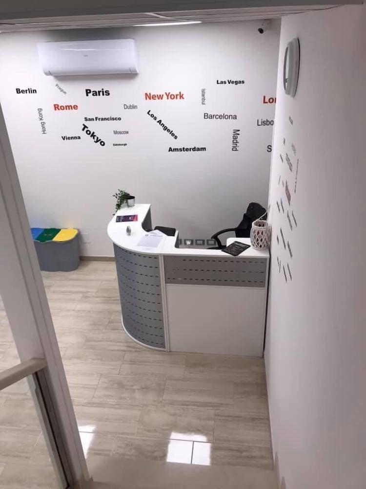 Time Out Residence