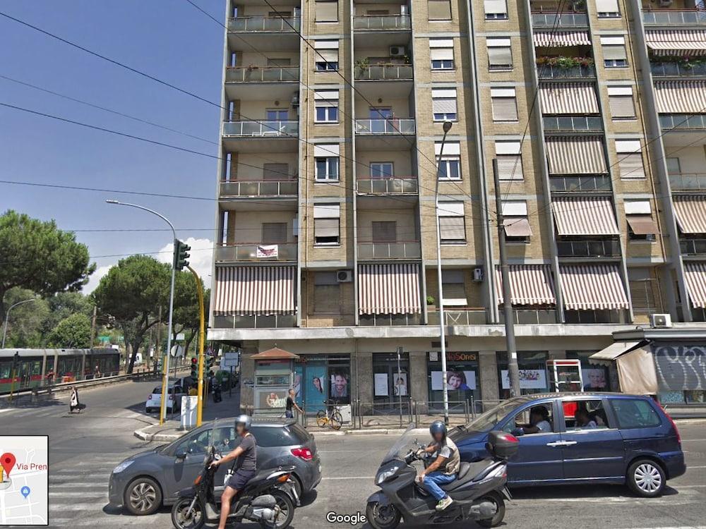 Alloggio ad Uso Turistico Lamberto Preneste