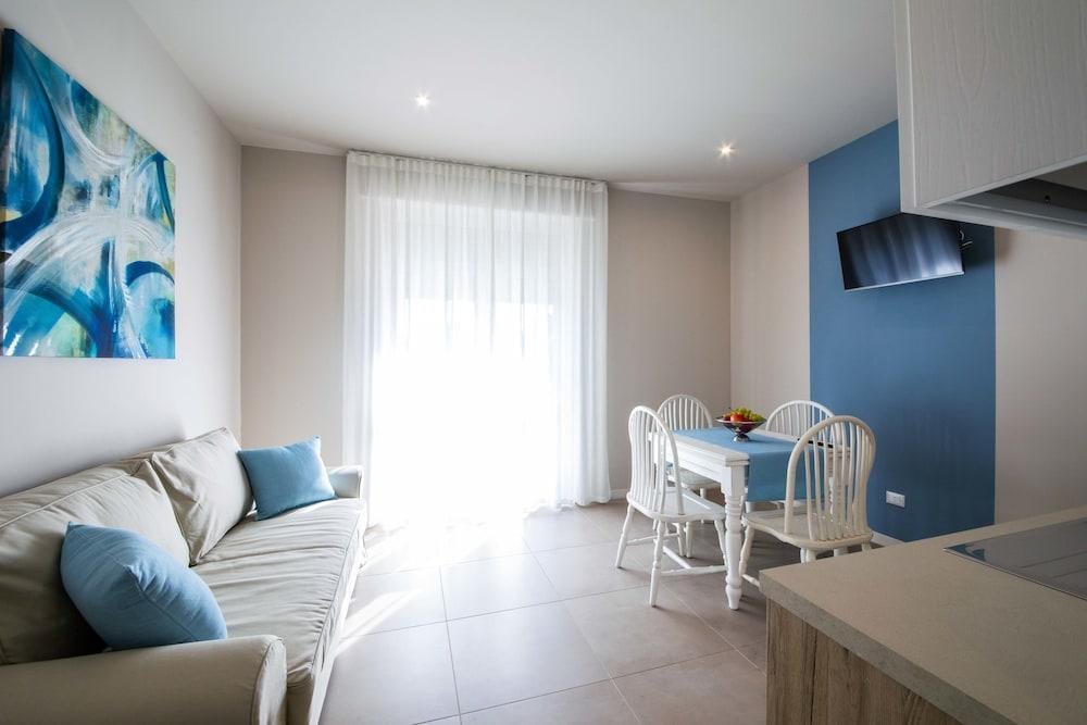 Apart-Hotel La Rocchetta