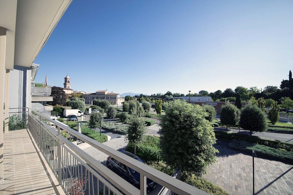 Apart-Hotel La Rocchetta