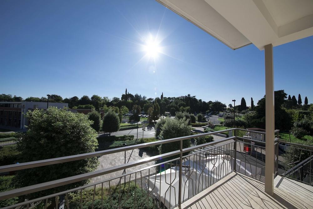 Apart-Hotel La Rocchetta