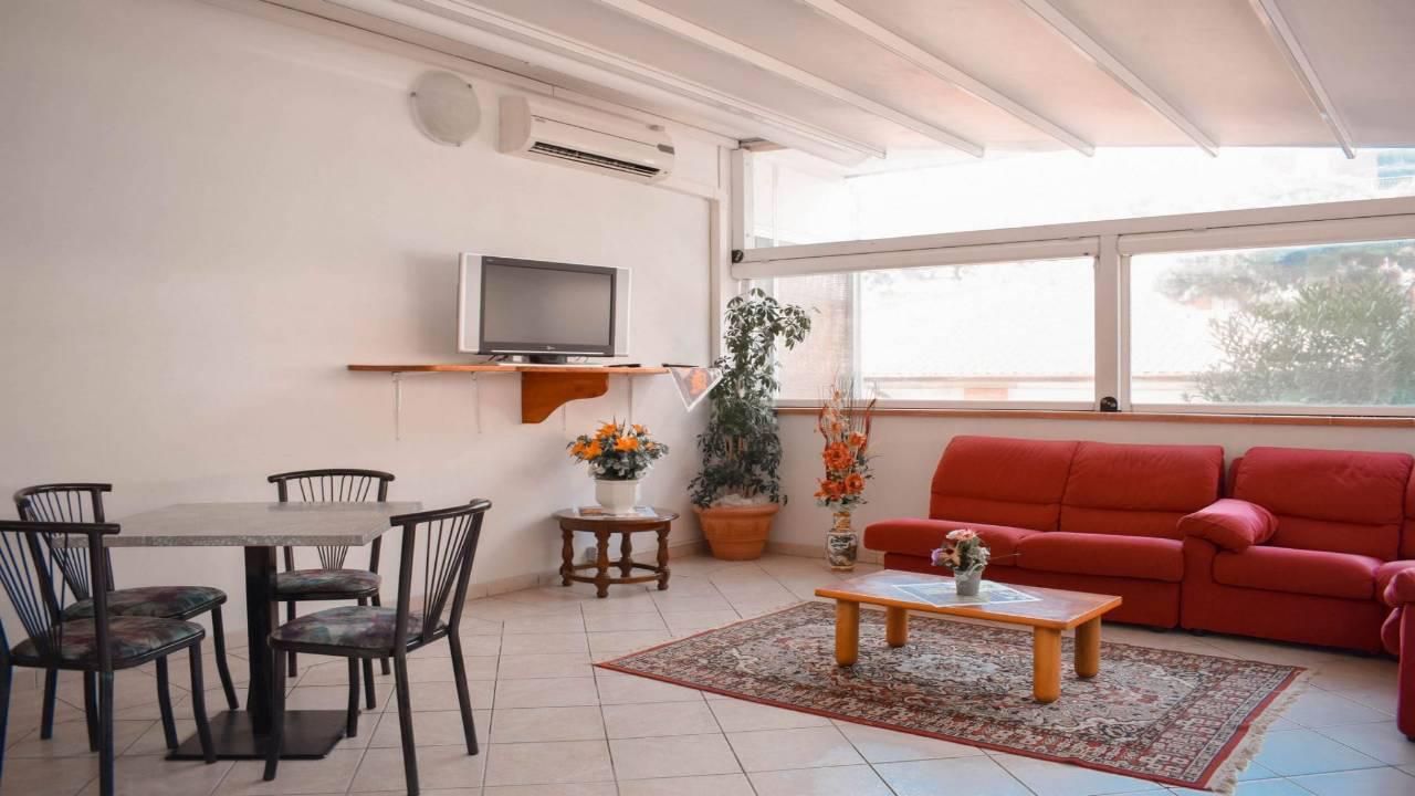Hotel Zeus