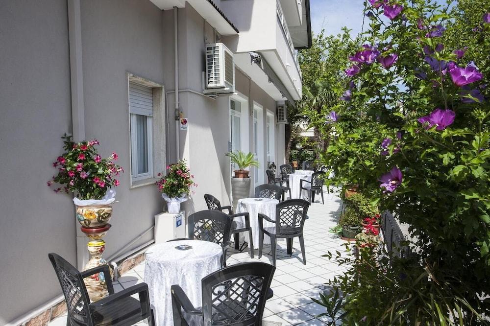 Hotel Villa Marcolini