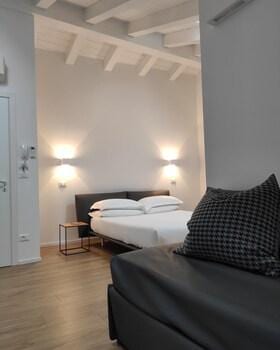 Borgo Di Ponte Holiday Apartments & Rooms