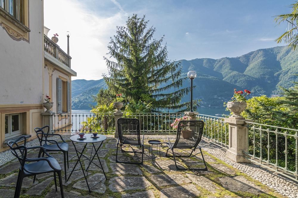 Villa Costanza