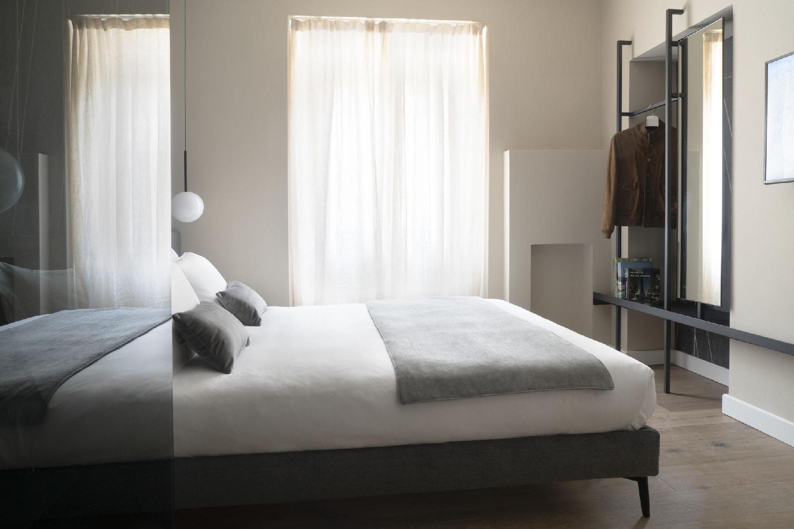 Della Spiga Suites by Brera Apartments