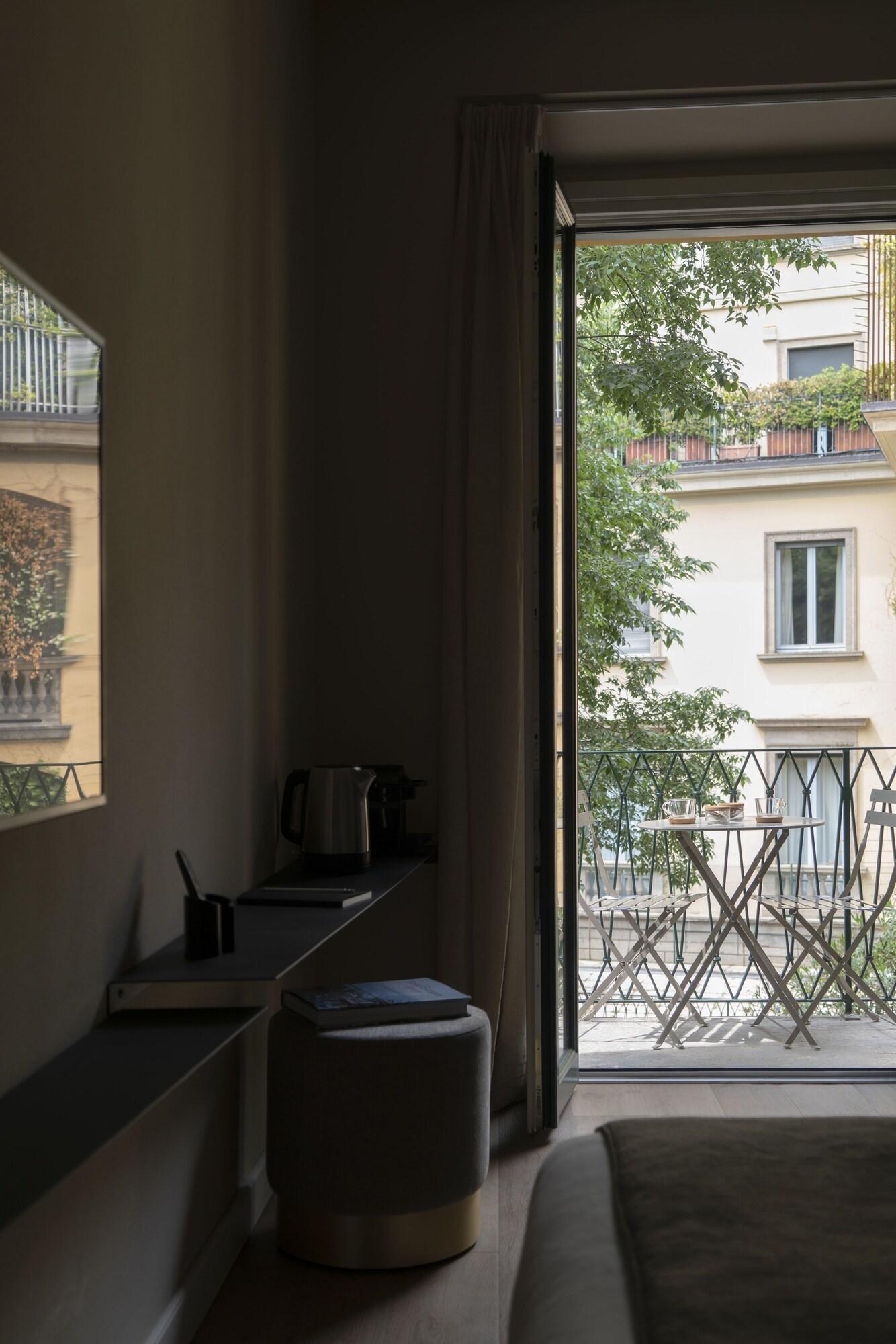 Della Spiga Suites by Brera Apartments