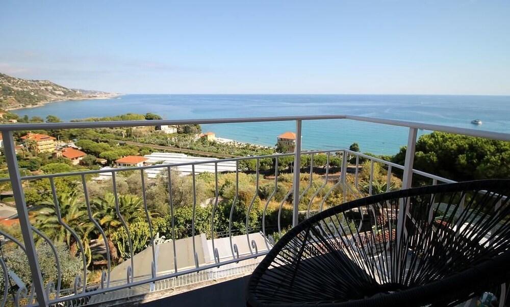 Agriturismo Un Mare Di Fiori